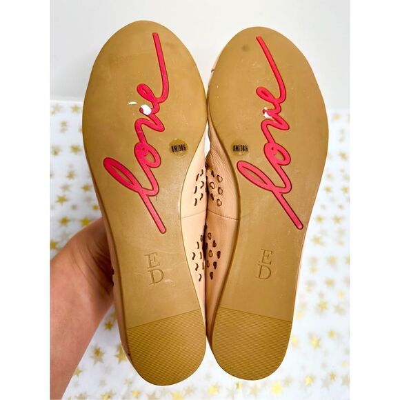 Ellen Degeneres Shoes Womens Size 8 Ballet Flats Perforated Hearts - Picture 9 of 9